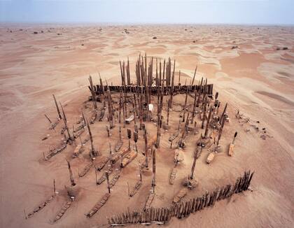 Vista aérea del cementerio de Xiaohe, en el desierto de Taklamakán