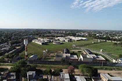 Vista aérea del penal de Las Flores