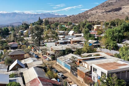Vista aérea del sector Las Canteras, al norte de Santiago, el 22 de mayo de 2020, durante la pandemia de coronavirus