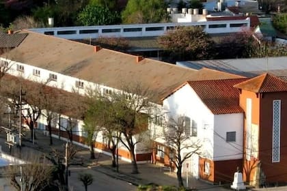 Vista de la Escuela de Educación Secundaria Orientada (ESSO) Nº 203 “Juan Bautista Alberdi”, de Reconquista, Santa Fe