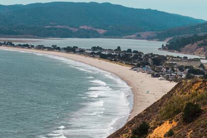 Vista de la Bahía de Bolinas, donde está ubicada Stinson Beach.