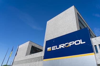 Vista de la sede de Europol antes de la conferencia de prensa sobre la mayor acción policial y judicial internacional contra el crimen organizado