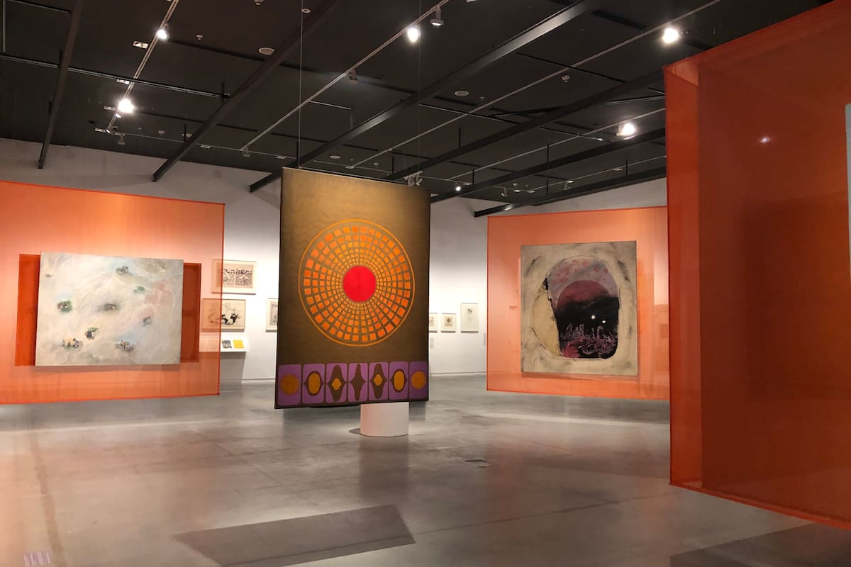 Vista de sala de la muestra de Elda Cerrato en el Moderno