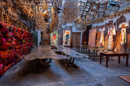 Vista de sala de la muestra "Monte", organizada por Herlitzka & Co. y Ricardo Paz
