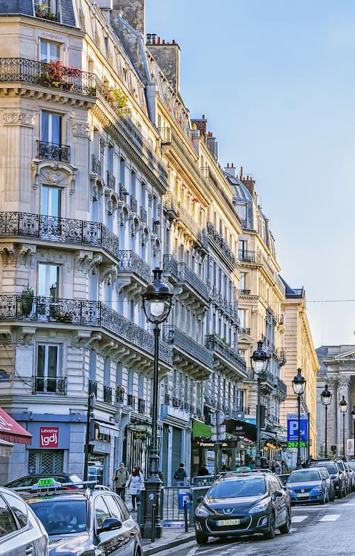Vista del Pantenón parisino, donde pidieron enterrar a los poetas