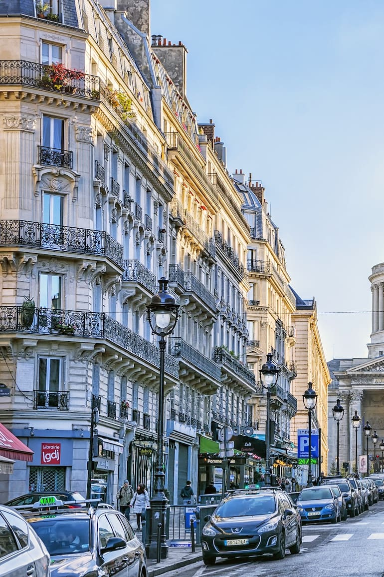 Vista del Pantenón parisino, donde pidieron enterrar a los poetas