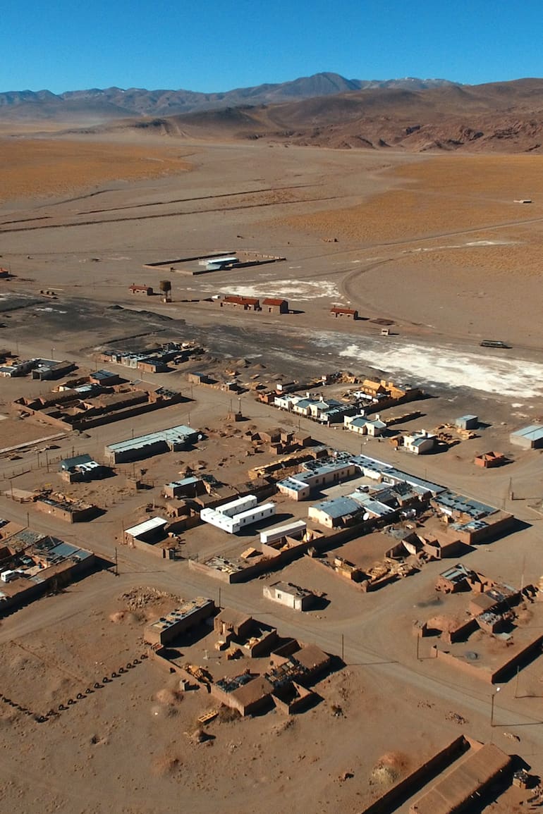 Vista desde el drone del pueblo de Olacapato