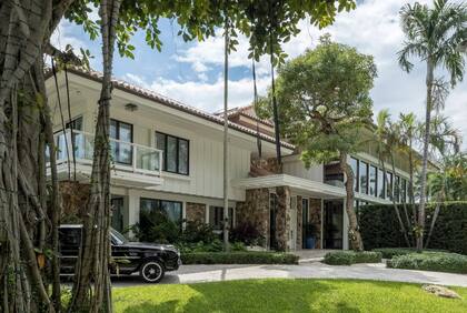 Vista exterior de la casa que compartieron Joe Jonas y Sophie Turner