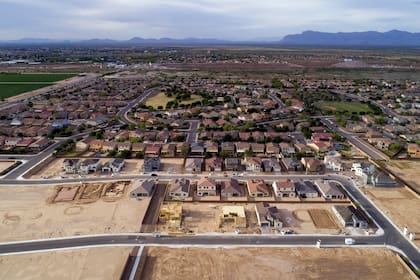 Vista general de Queen Creek, Arizona, un suburbio de Phoenix, el 13 de abril de 2023.