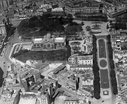 Toma aérea del conjunto que se convertiría en la actual Plaza San Martín.