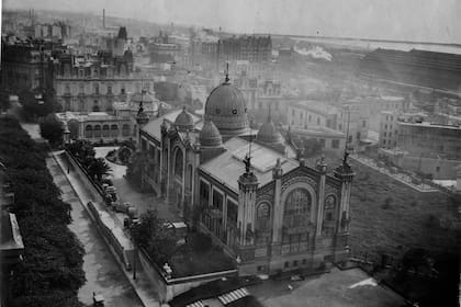 Vista hacia el norte en una toma hecha cerca de 1930.