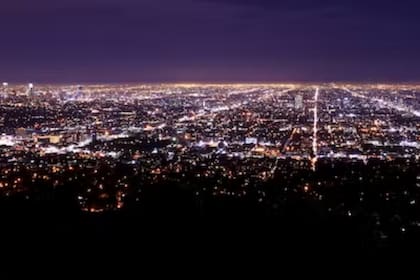 Vista nocturna de Los Ángeles (EE.UU.)