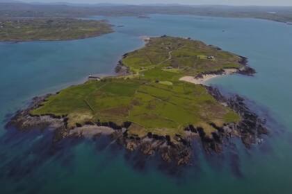 Vista panorámica de Island Horse, el archiélago irlandés cuya extensión es de 63 hectáreas.