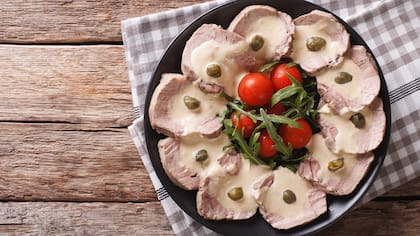 El vitel toné es un clásico gastronómico de la Navidad