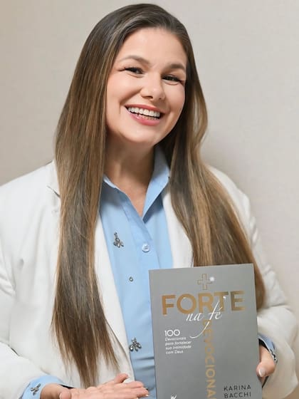Vivi Brunieri con una distinción evangélica