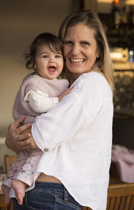 Viviana Carminati (48) con Sol, de 6 meses