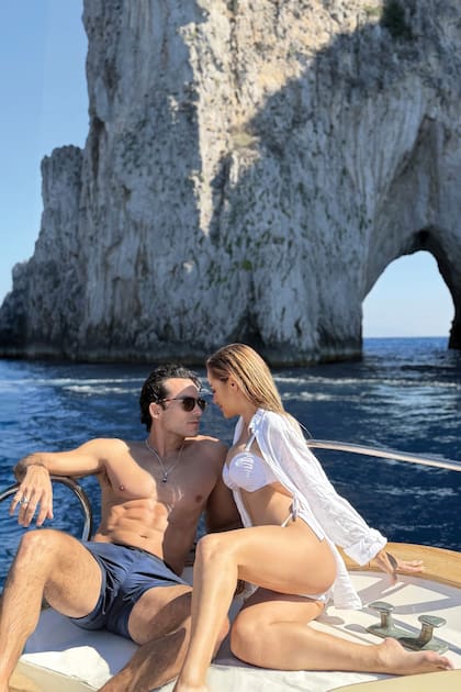 “Vivimos un momento mágico en lo personal y en nuestras carreras”, dice Lola de su vida con Aarón