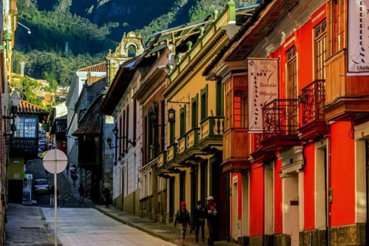 Vivir en Colombia: “Acá hay baños y juegos en las plazas que podríamos imitar”.