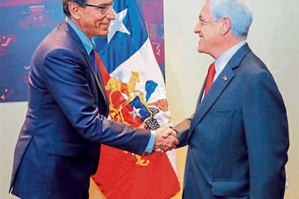 Vizcarra recibió ayer a su par chileno, Sebastián Piñera, otro crítico de Maduro