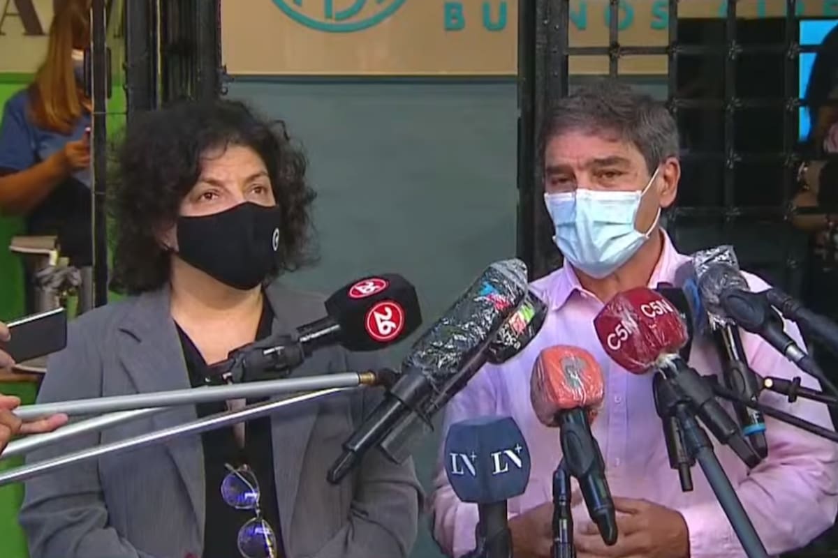 Vizzotti y Quirós, en un vacunatorio porteño