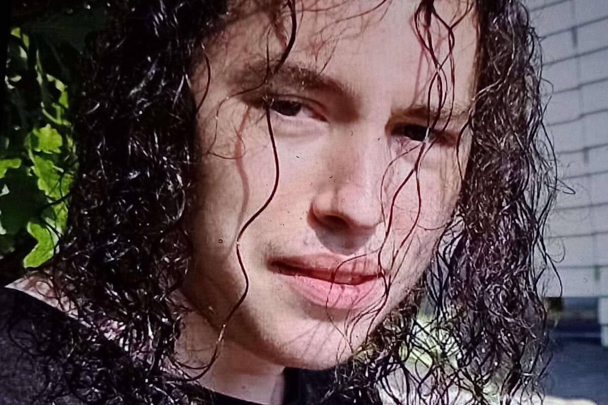 Vlad Nikolin-Caisley murió el 7 de mayo de 2024 después de ingerir veneno que compró en internet.