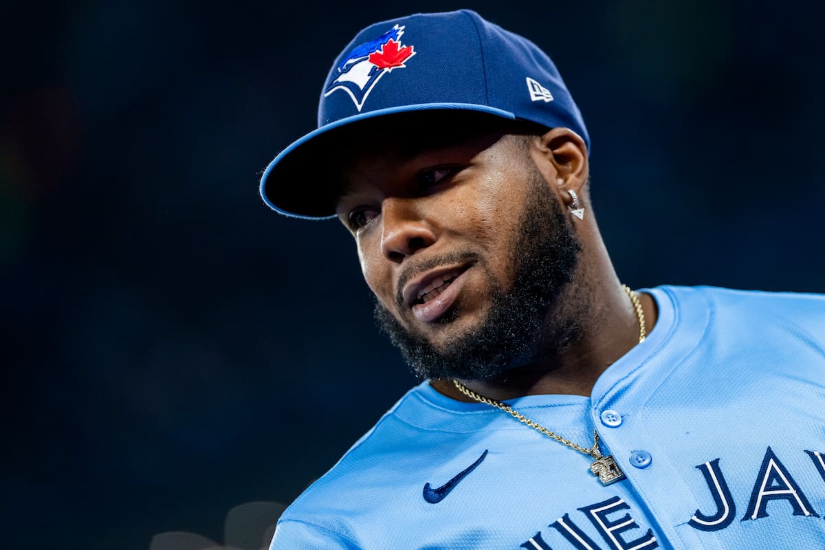 Vladimir Guerrero Jr. y Azulejos formailzan contrato de 500 millones y 14 años para 2026-39