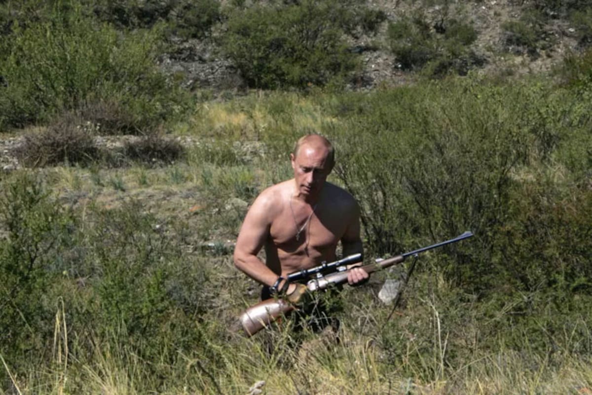 Vladimir Putin, en pose de cazador solitario