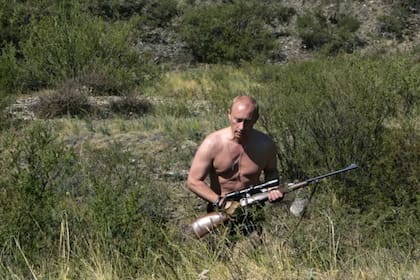 Vladimir Putin, en pose de cazador solitario