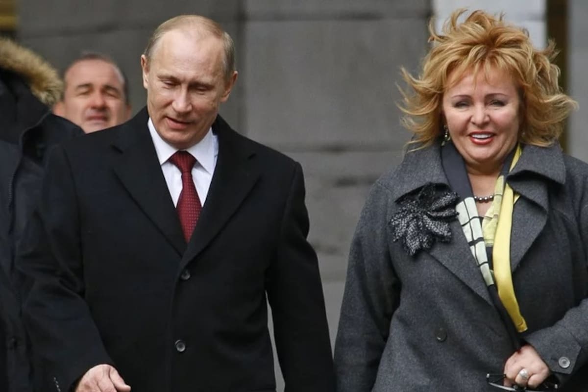 Vladimir Putin junto a su exesposa en 2014