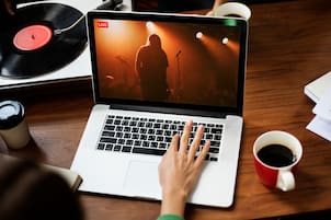 Una editorial musical demanda a Anthropic y Suno por entrenar a sus modelos de IA con canciones protegidas por derechos de autor