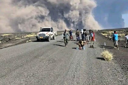 Volcán entra en erupción en norte de Etiopía; arroja cenizas hacia Yemen y Omán