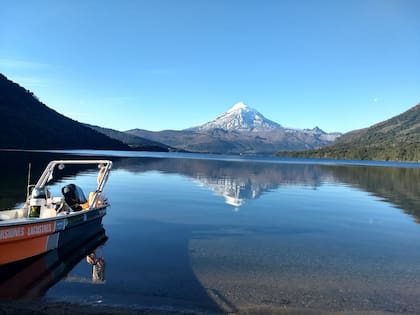 Volcán Lanin, símbolo del Parque Nacional que lleva su nombre.