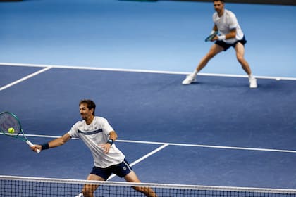 Volea Andrés Molteni, espera Guido Andreozzi: los argentinos cayeron ante el dobles de Turquía
