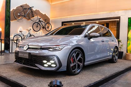 Volkswagen presentó en Cariló el nuevo Golf GTI: llegará al país en diciembre