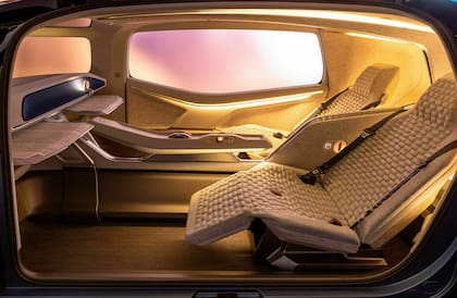 Volkswagen presentó un prototipo que será eléctrico y completamente autónomo.