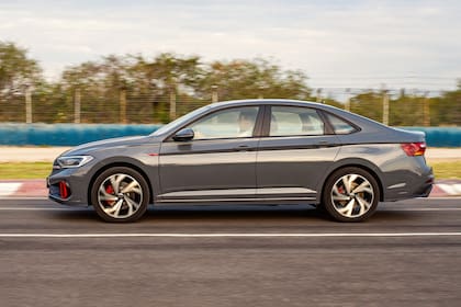 Volkswagen Vento GLI