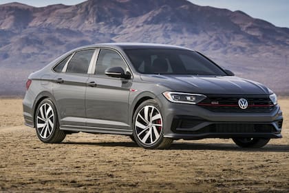 Volkswagen Vento GLI 2.0 TSI