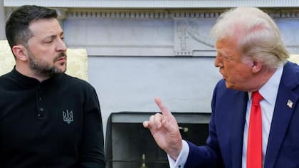 Volodimir Zelensky y Donald Trump durante su discusión en la Casa Blanca