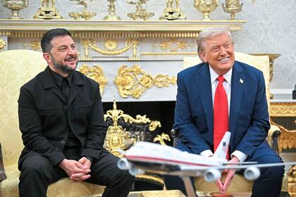 Volodimir Zelensky y Donald Trump, en el Salón Oval