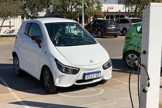 Las razones por las que los autos eléctricos argentinos no tienen airbag