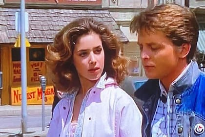 Volver al futuro: cómo luce Claudia Wells, la novia de Marty McFly, 35 años después