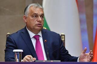 Von der Leyen compara la derrota de Orbán con el levantamiento antisoviético de Hungría