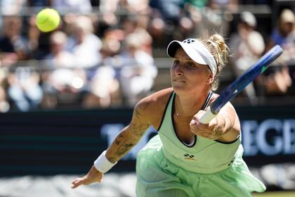 Vondrousova sorprende a Sabalenka 6-2, 6-4 y jugará la final de Berlín contra Wang