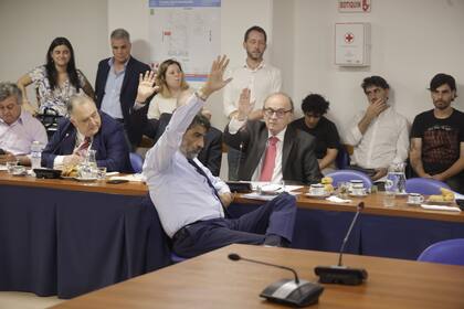 Votación del dictamen acusatorio contra la Corte Suprema de Justicia en la Comisión de Juicio Político