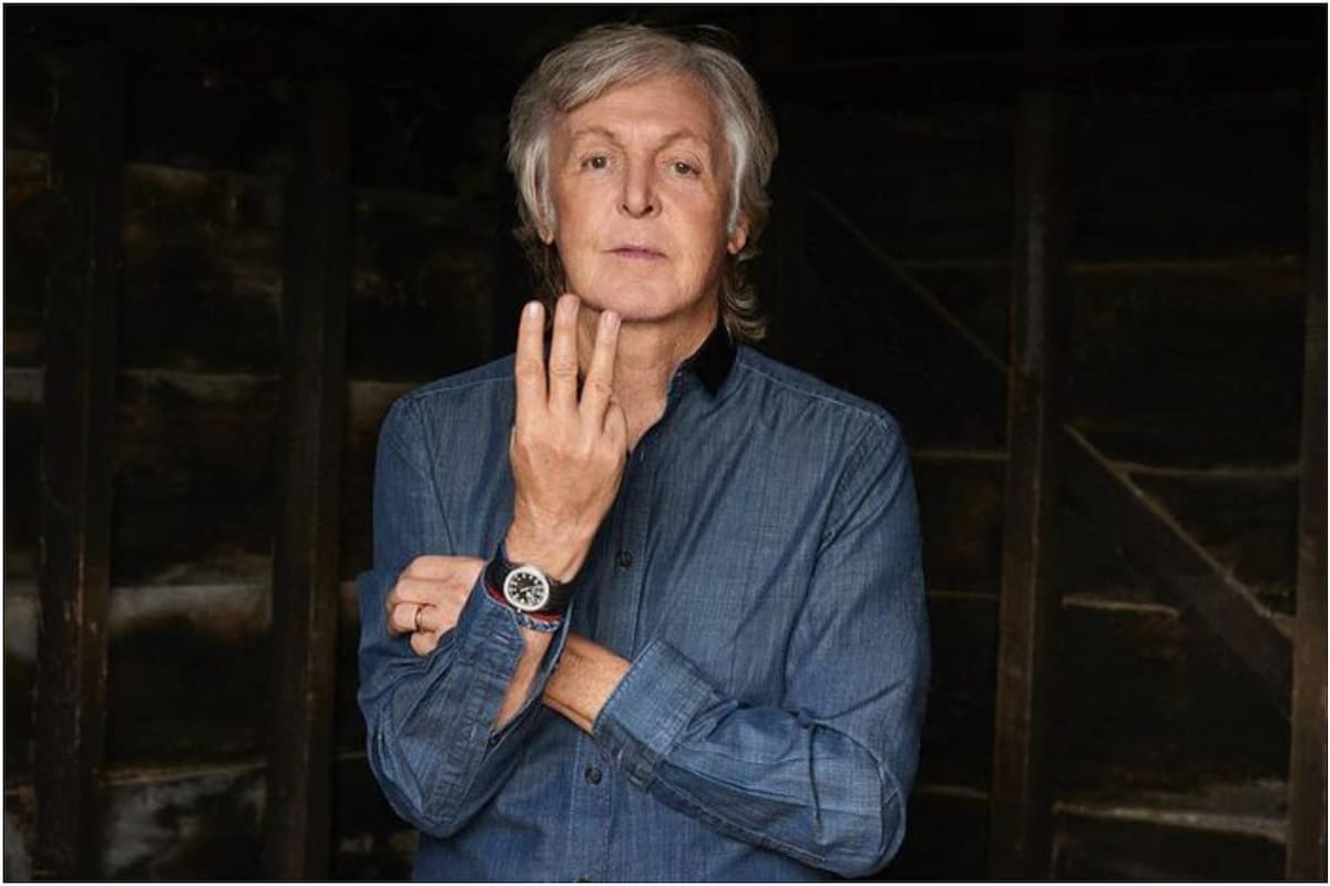 "Voy a dar tres shows en Argentina", parece decir Paul McCartney en esta foto de 2021