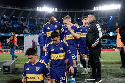 "Voy a la guerra con ellos", dijo el técnico de Boca sobre los centrales con los que cuenta en el plantel