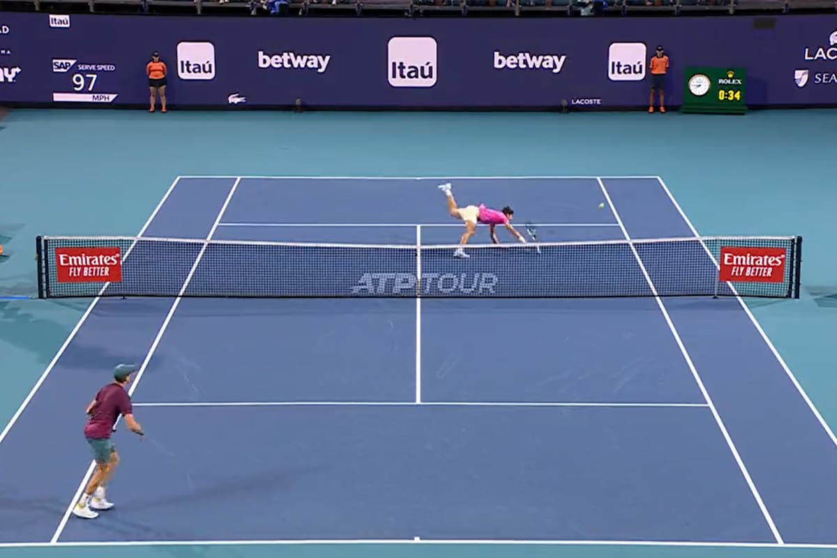 Vuela Alcaraz y Sinner contempla su obra de arte