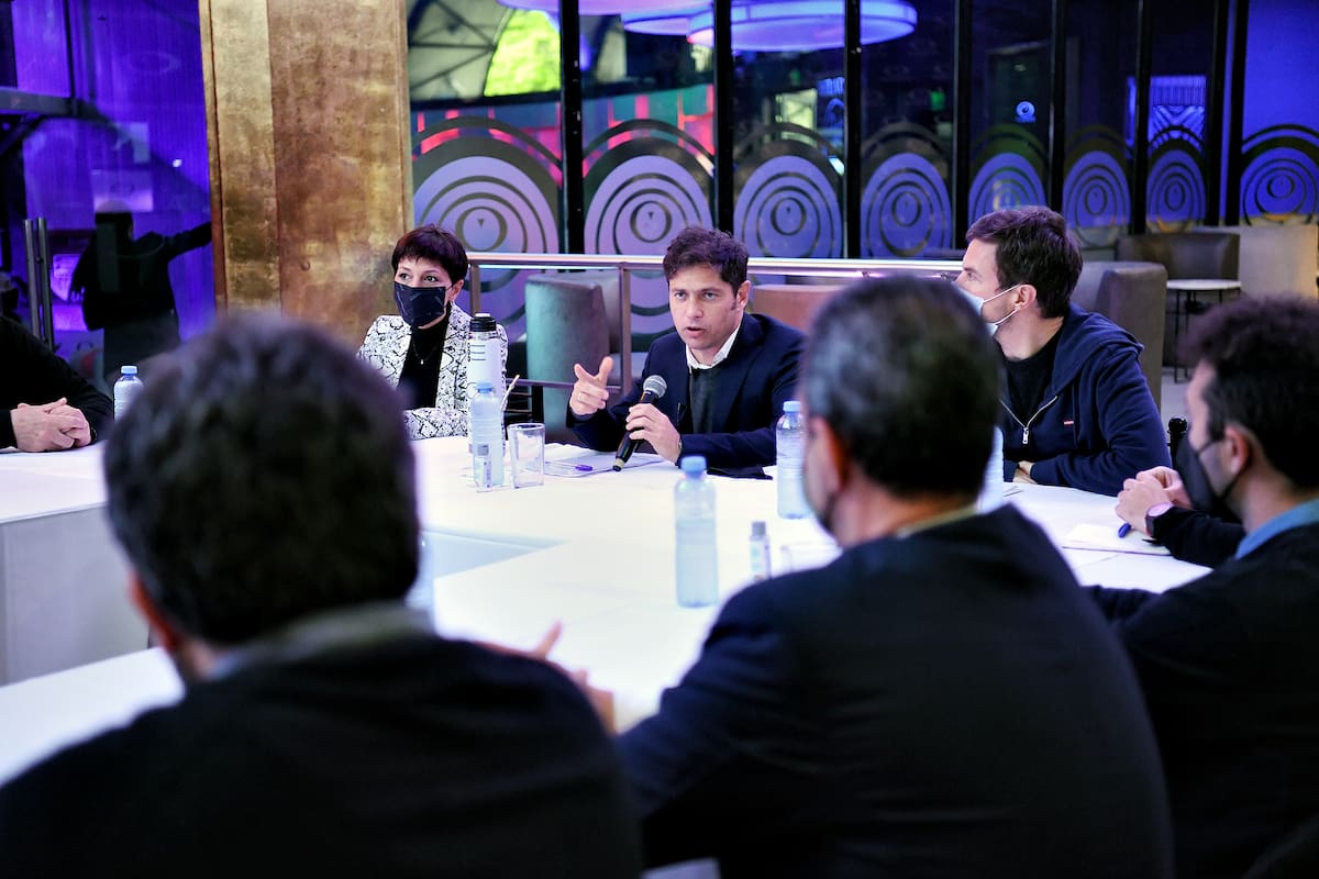 Vuelta de los boliches: Axel Kicillof anunció que desde mañana regresarán los locales bailables en la Provincia