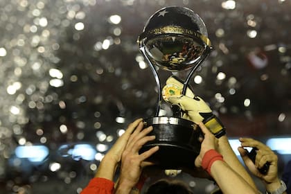 La Copa Sudamericana se reanudará el próximo martes 27 de octubre