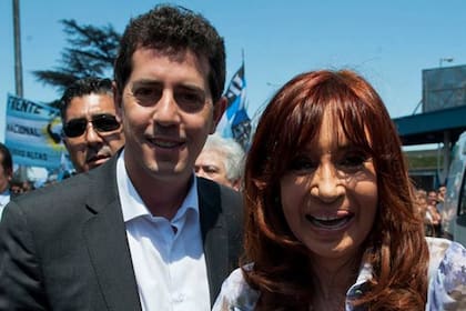 Wado de Pedro, junto a Cristina Kirchner